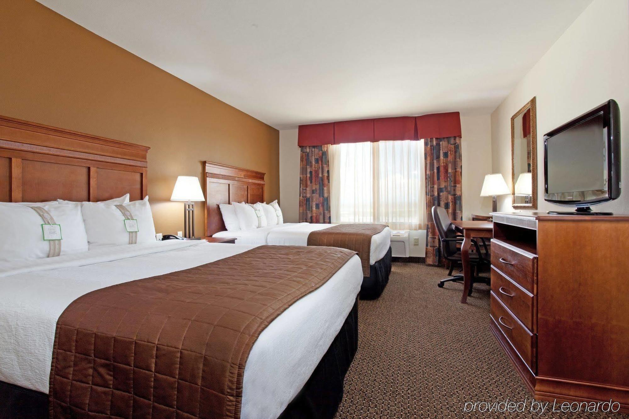 Holiday Inn Express & Suites Trinidad By Ihg Extérieur photo